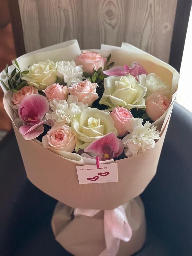 Букет цветов из: Орхидеи, Розы и Гвоздики в Анискино