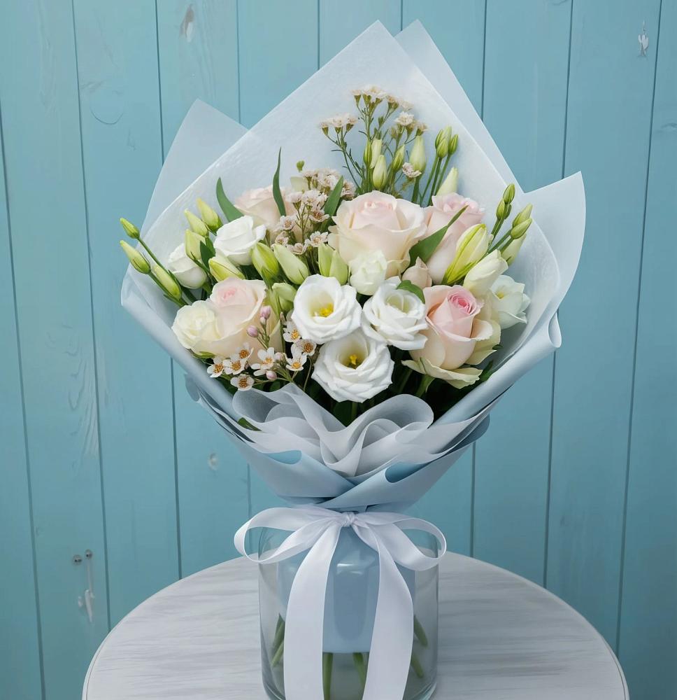 Букет цветов из: Розы и Лизиантусы в Анискино