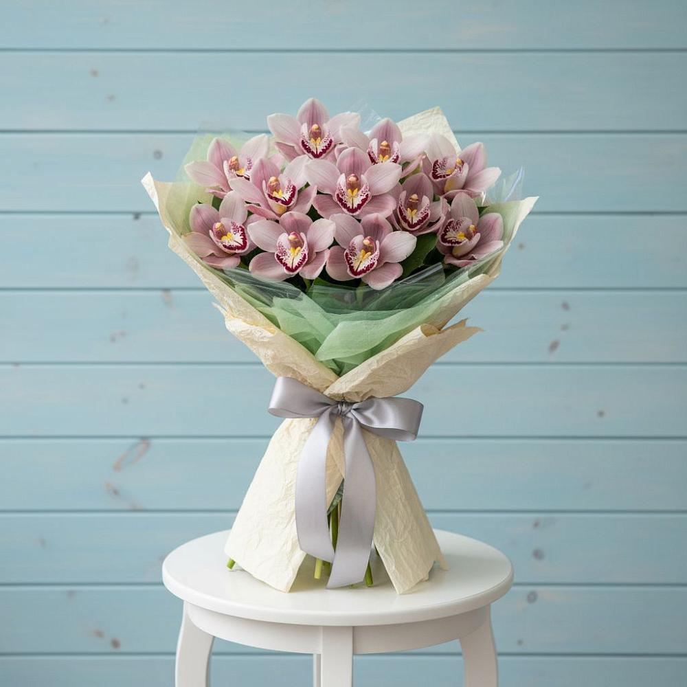 Букет цветов из: Орхидеи и Розы в Анискино