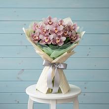 Букет цветов из:  Орхидеи и Розы #REPLACE_PRED# Анискино