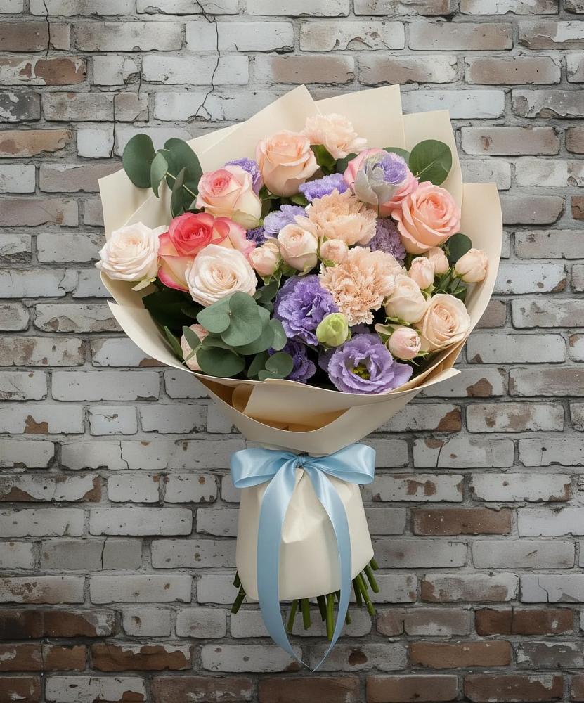 Букет цветов из: Розы, Лизиантусы и Гвоздики в Анискино