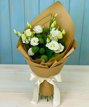 Букет цветов из:  Хризантемы и Лизиантусы в Анискино