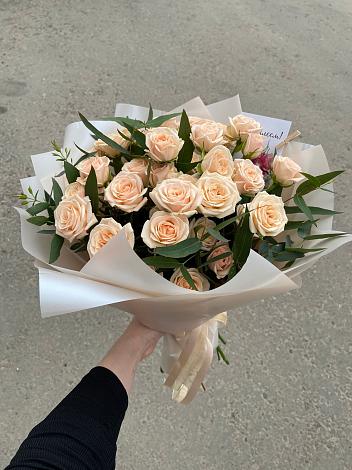 Букет Кремовые розы Латте в Анискино