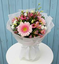 Букет цветов из:  Герберы, Альстромерии и Лизиантусы #REPLACE_PRED# Анискино