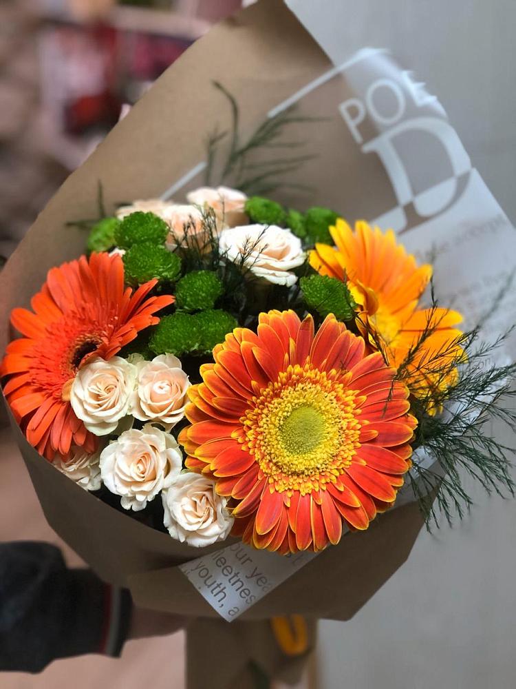 Букет цветов из: Герберы, Хризантемы и Розы в Анискино