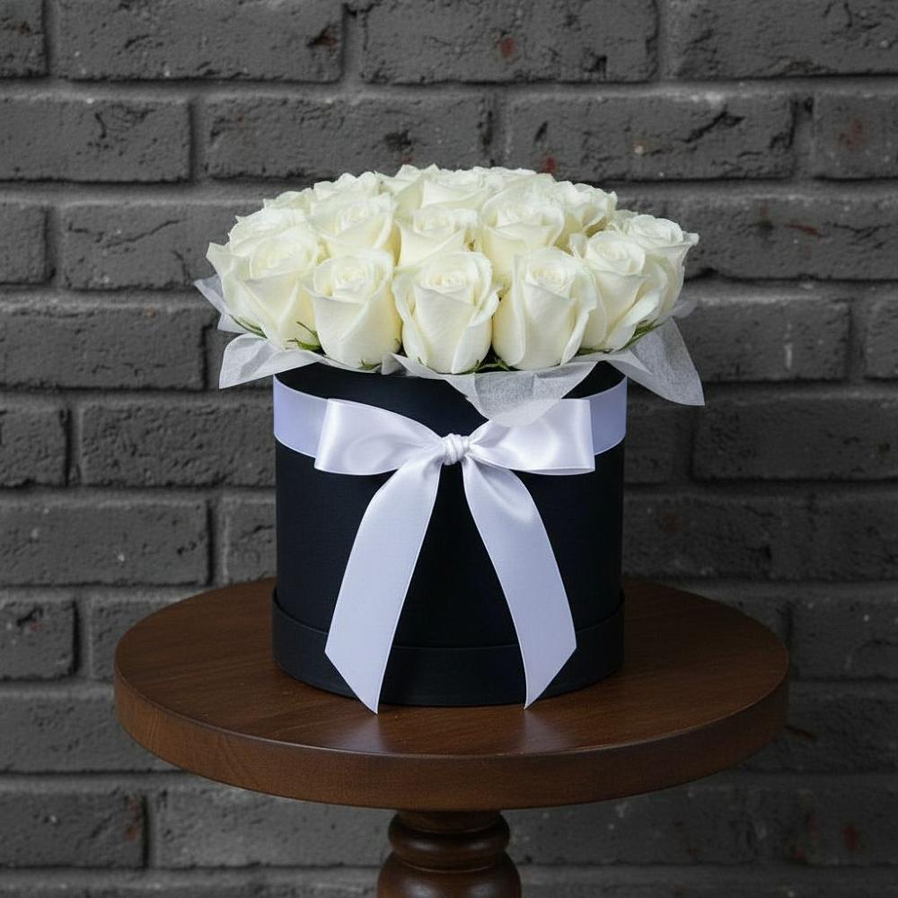 Цветочная композиция из Розы в шляпной коробке в Анискино