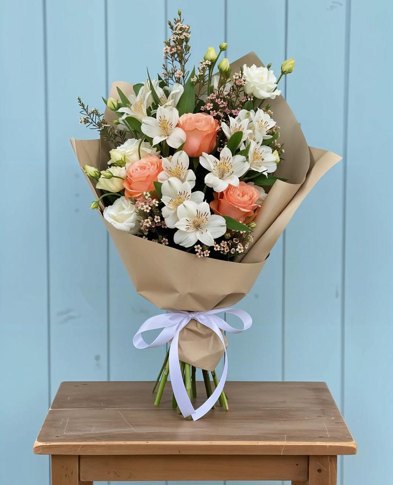 Букет цветов из: Альстромерии, Лизиантусы, Розы и Хризантемы в Анискино