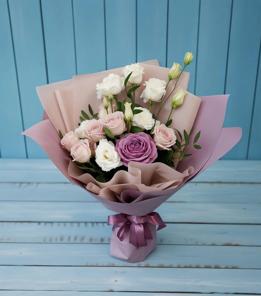 Букет цветов из: Розы и Лизиантусы в Анискино